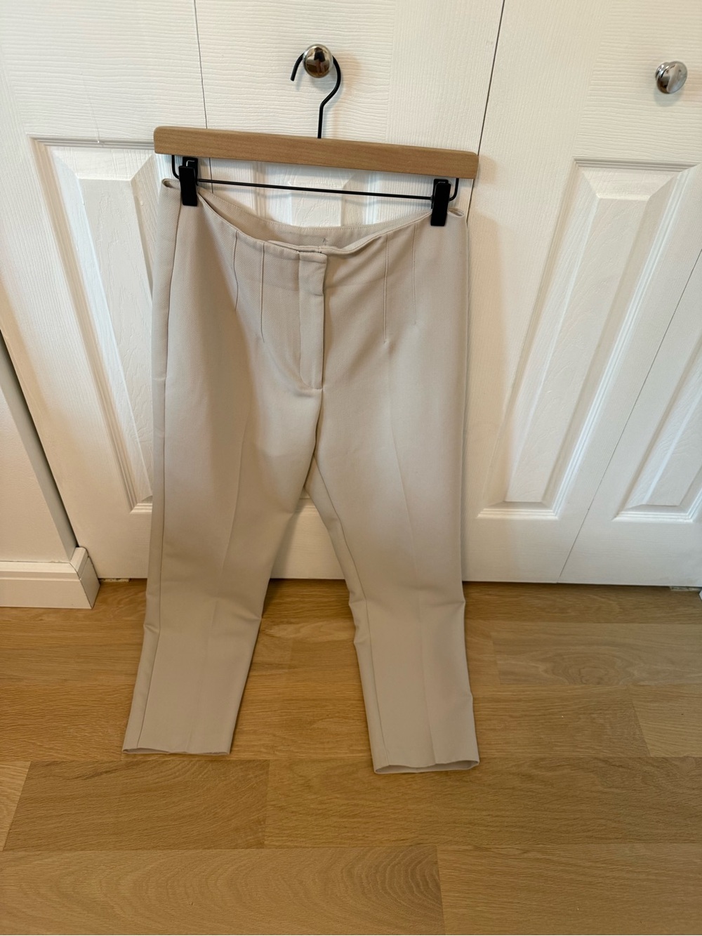 Abercrombie  Women’s Tailored Straight Pants in Light Taupe